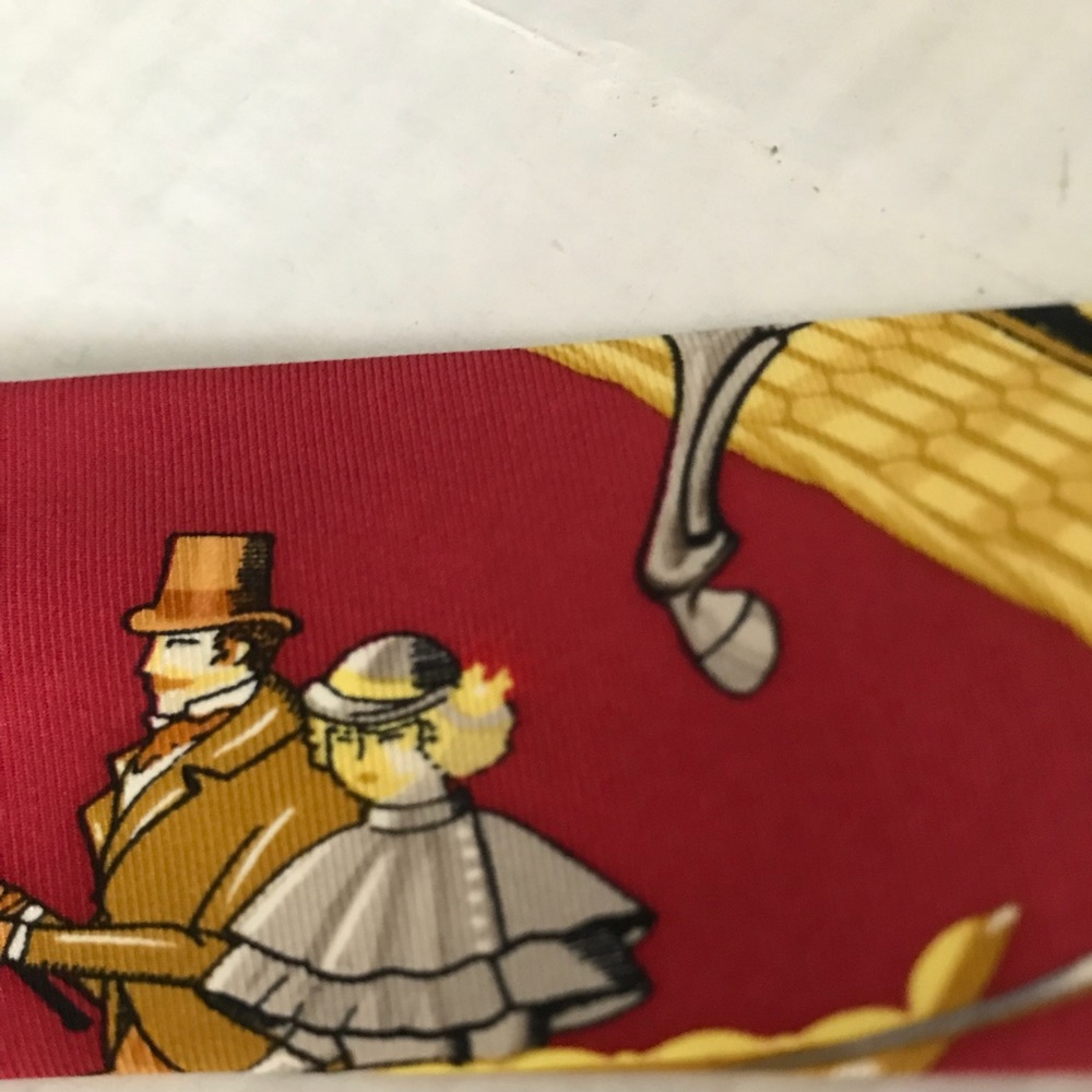 HERMÈS Tie Rare Silk Horse Carriage People Bicycle Chain Red Yellow - Picture 12 of 16